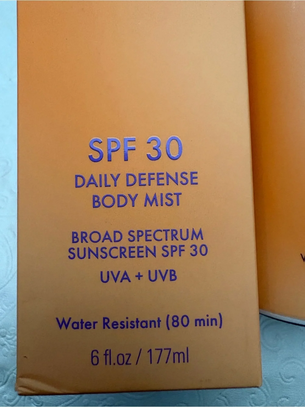 Isle of Paradise lightweight spray